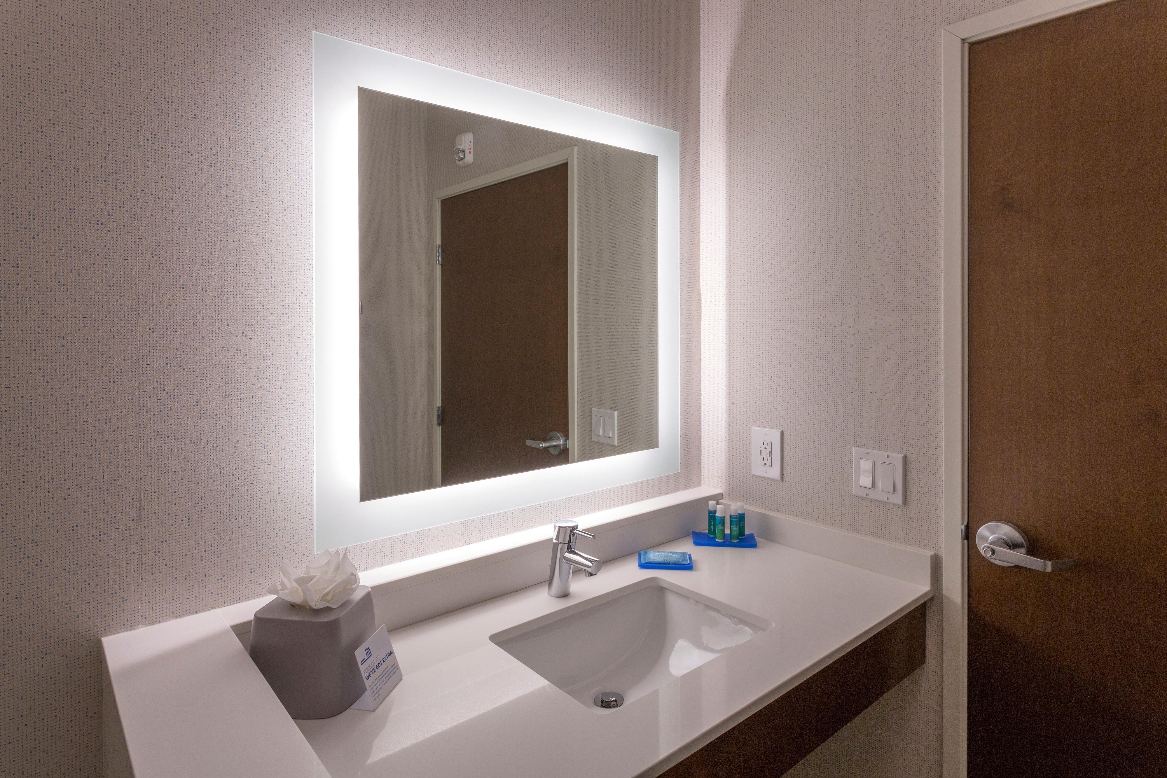 Holiday Inn Express & Suites - Seattle South - Tukwila By Ihg Extérieur photo