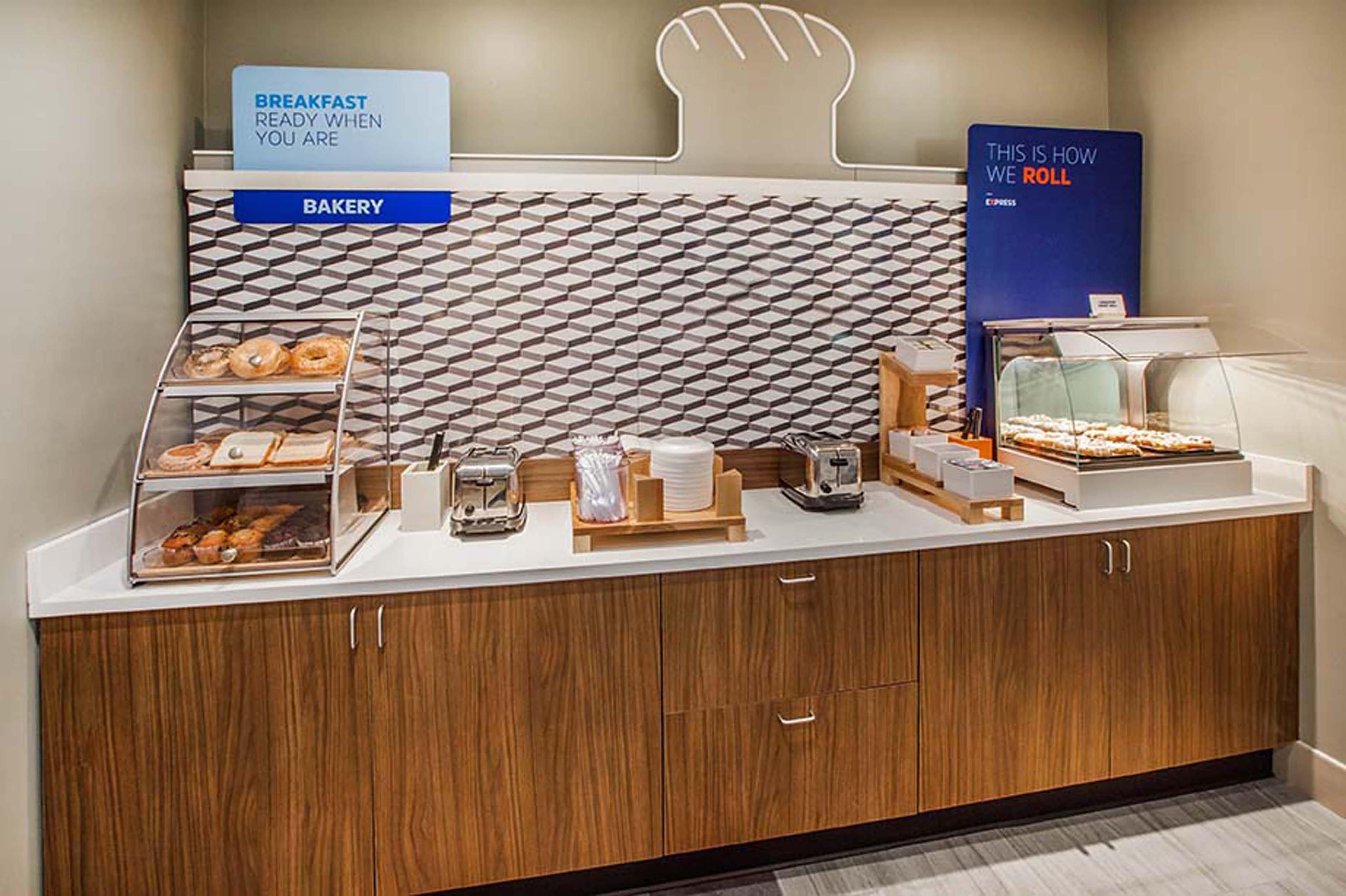 Holiday Inn Express & Suites - Seattle South - Tukwila By Ihg Extérieur photo